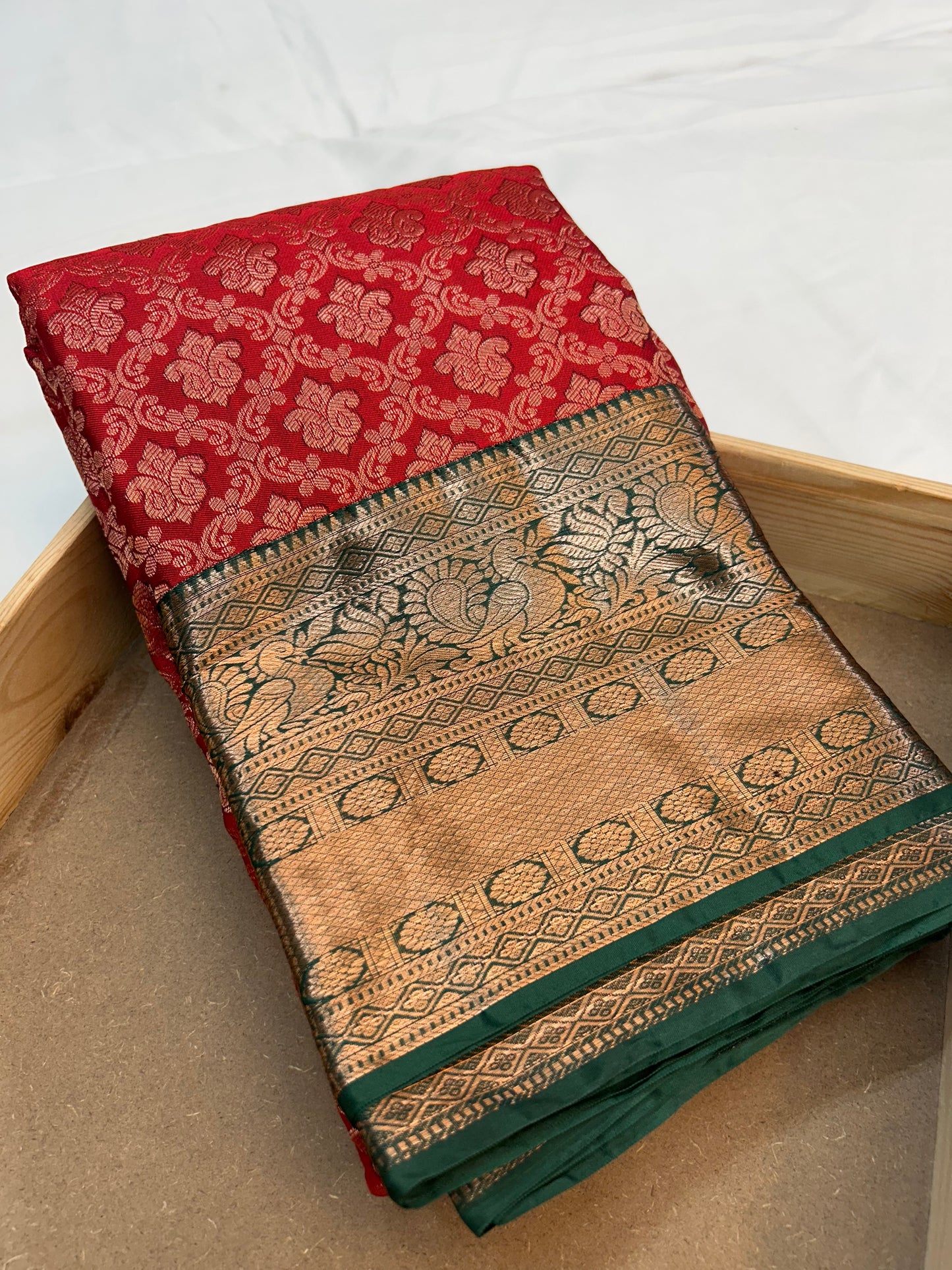 Brocket Kanjiwaram Saree