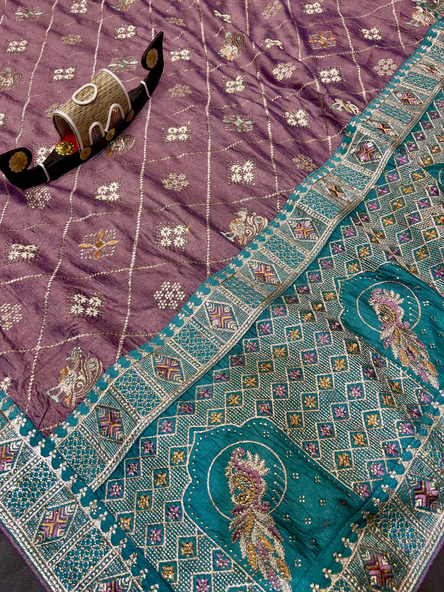 Rajwadi Saree Contrast Border