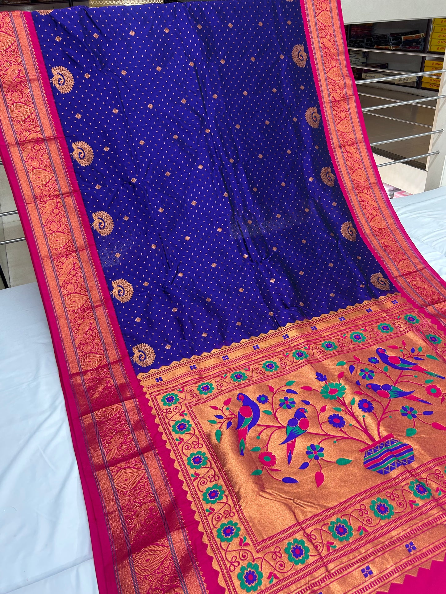 Maharani paithani Saree
