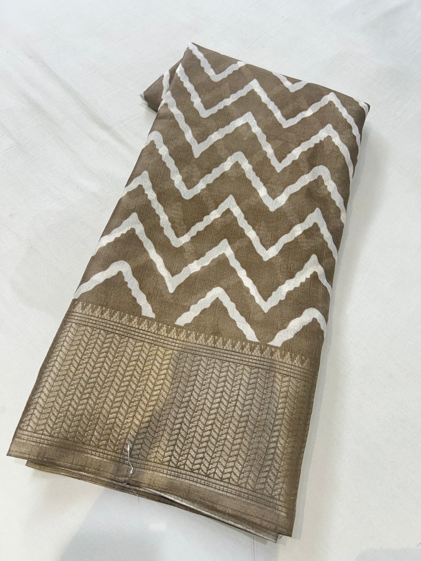 Lehairiya Desigen Cotton Saree