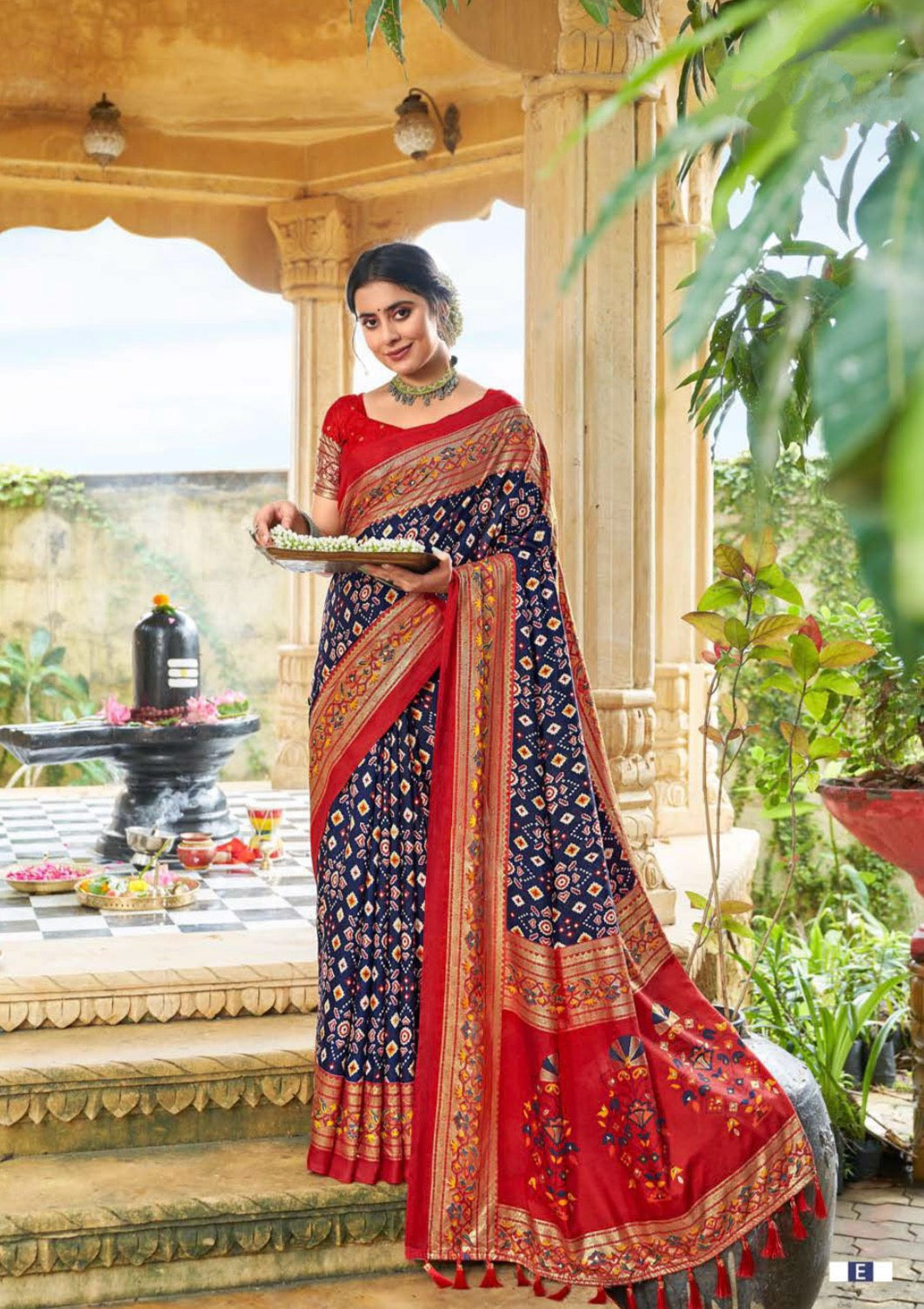 Raj-Mata Patola Saree